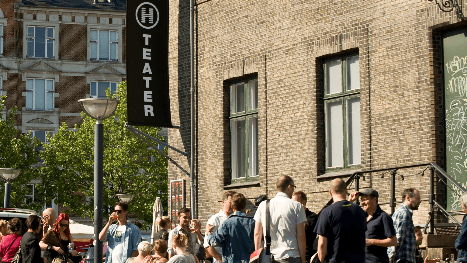 Husets Teater søger bar- og billetpersonale | Husets Teater